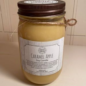 Coastal Threads Soy Candle NWT